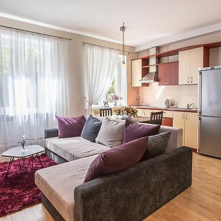 Dvieju Kambariu Butas Klaipedos Centre Apartment Klaipeda Exterior photo